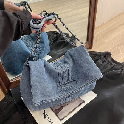 Retro-Inspired Denim Canvas Bag